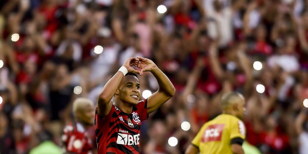 In reserve clash, Flamengo thrashes Athletico-PR 5-0