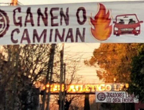 Intimidating messages in Lanús and Independiente due to bad campaigns