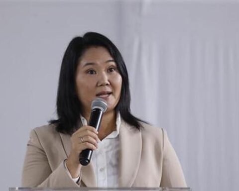 Keiko Fujimori announces that the Constitution Commission will prioritize the early elections project