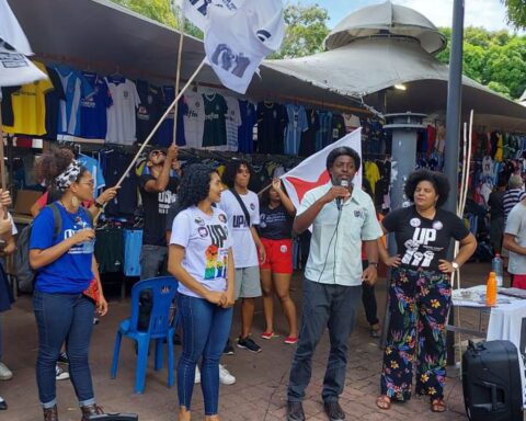 Léo Péricles proposes renationalization of privatized companies