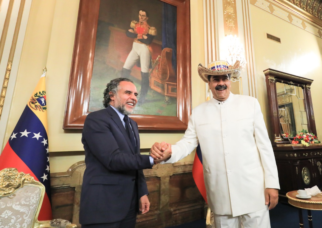 Maduro received credentials from Ambassador Armando Benedetti