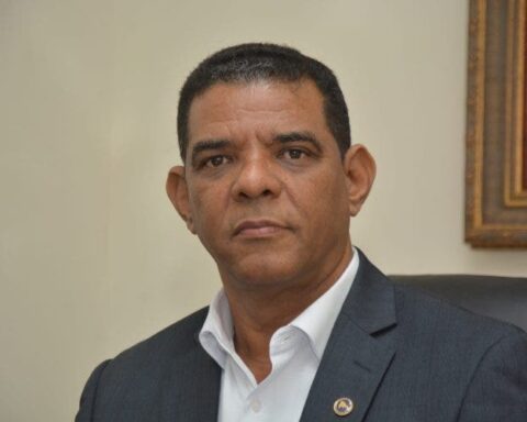 Maimón: obreros en mina están atrapados bajo 5 mil toneladas de material