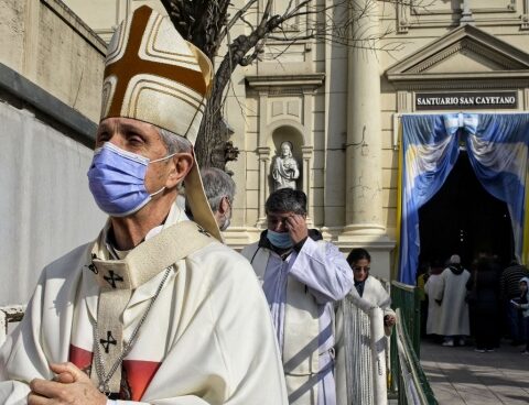 Mario Poly: "When other doors are closed, those of the sanctuary are opened"