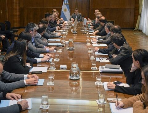 Market analysts support Massa's measures: "They are going in the right direction"