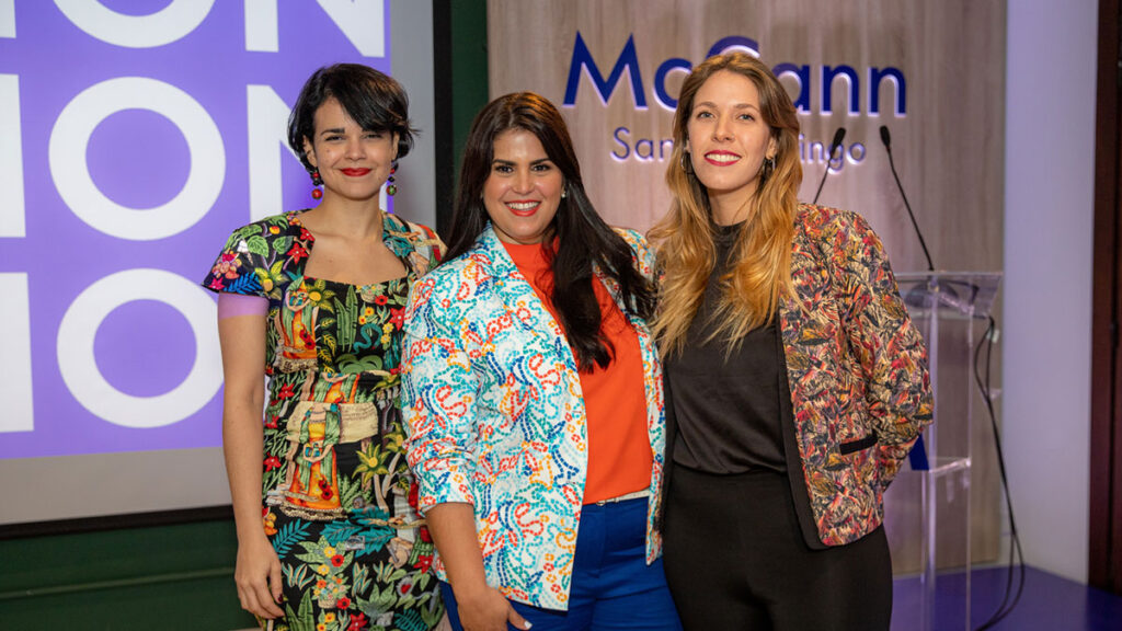 McCann Santo Domingo presents management team