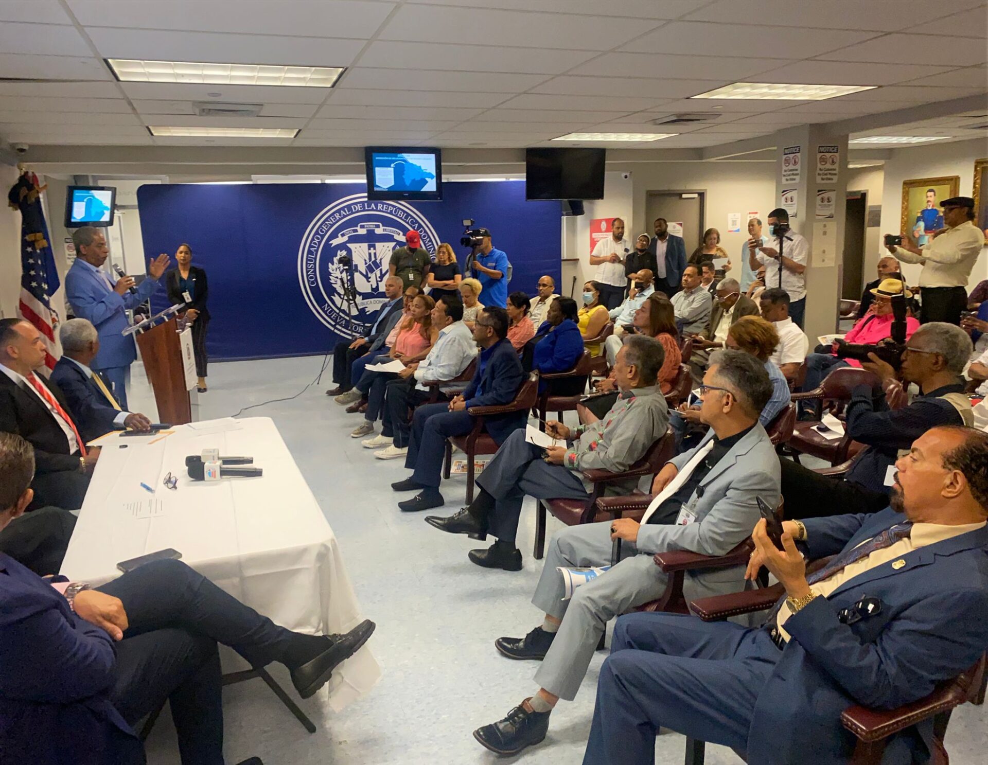 Media Director of the Presidency swears in spokespersons in New York