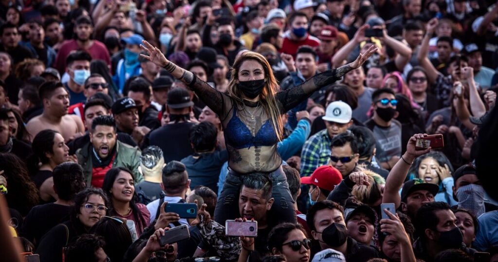 Mexico is a country of young people... But how long and how long will it be like this?