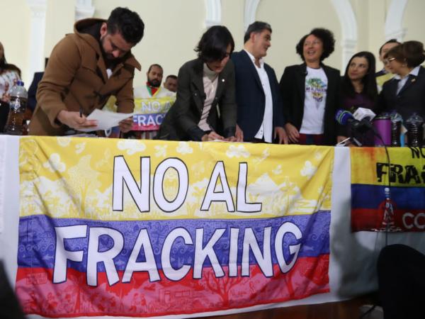 Minambiente and Minminas file bill to ban 'fracking'