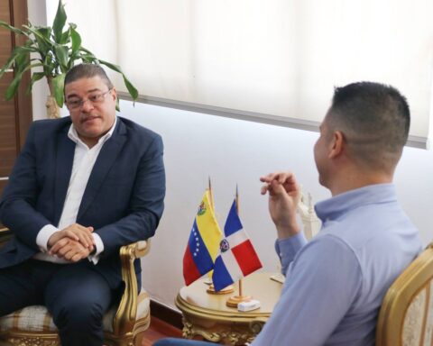 Minister Maldonado held a meeting with his counterpart from the Dominican Republic