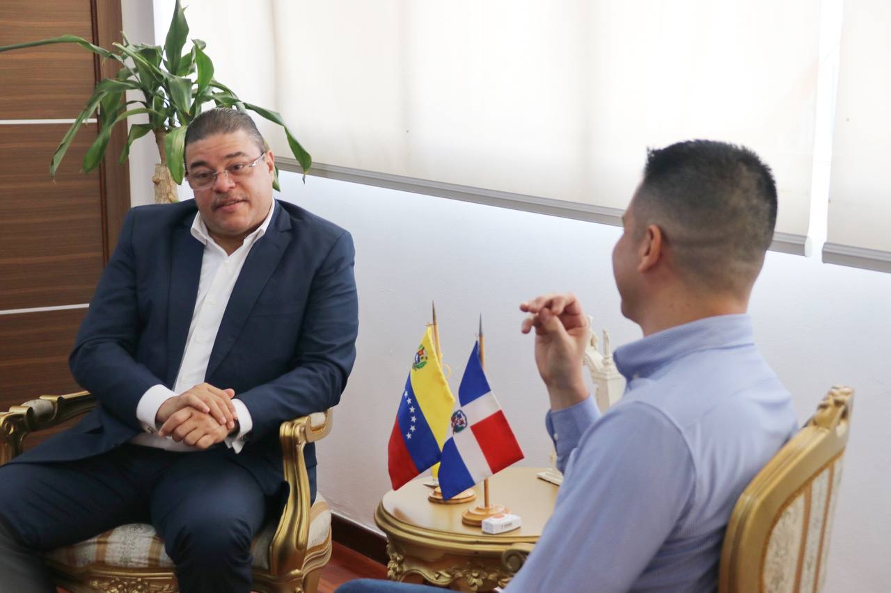 Minister Maldonado held a meeting with his counterpart from the Dominican Republic