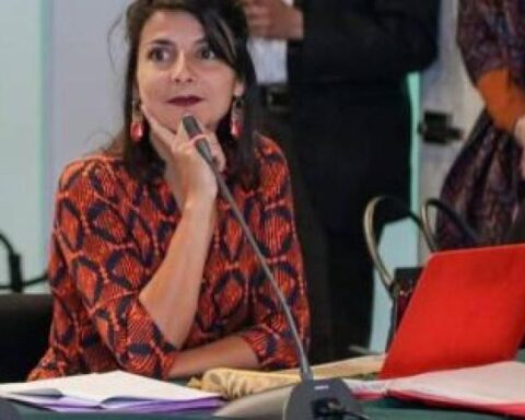 Minminas denies Irene Vélez's lack of requirements to take office