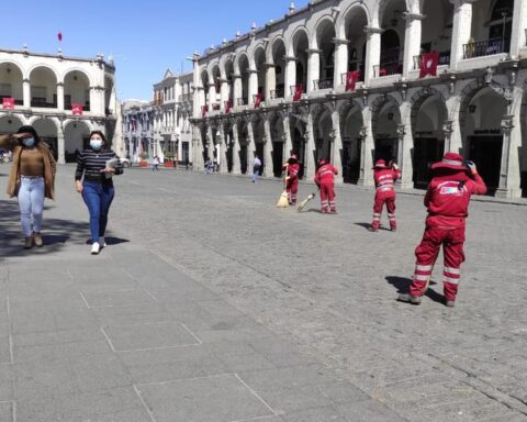 Monday, August 15 is a non-working day in Arequipa
