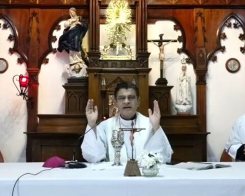 Monsignor Álvarez "We believe in the God who makes hell tremble and recasts it in the sea of ​​its own evil"