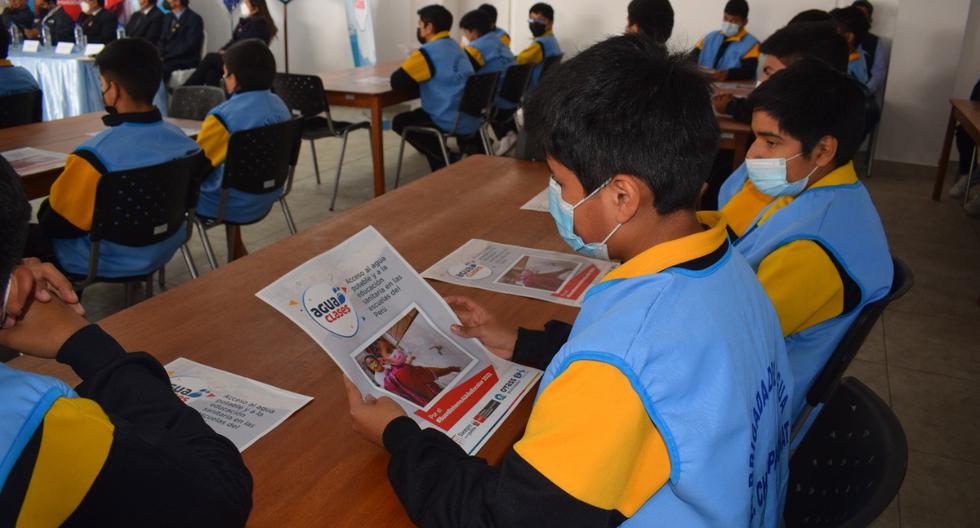 More than 14,000 schoolchildren in 12 regions learned how to use sanitation services well