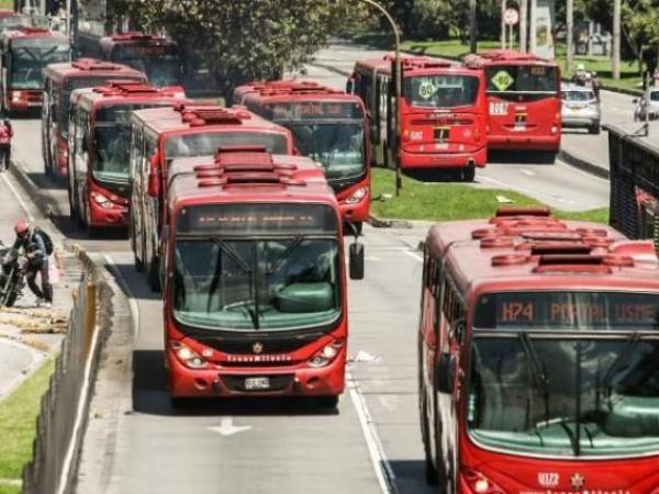 More than 53% of Colombians use mass transportation