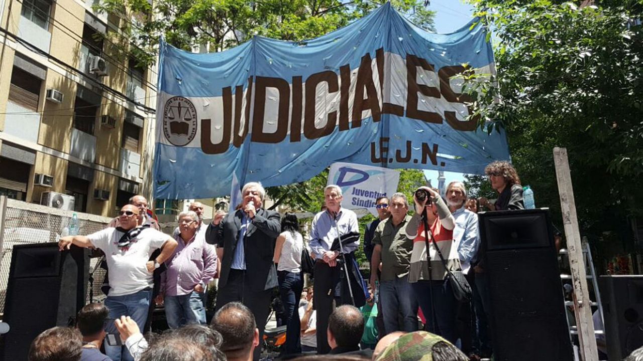 New strike: judicial workers carry out marches throughout the country