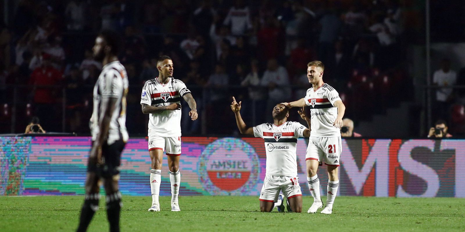 Nikão guarantees São Paulo victory over Ceará in the South American