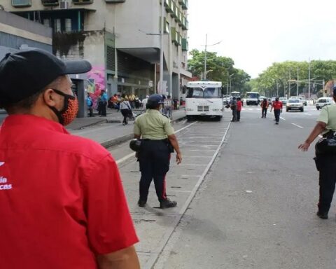 Funcionarios fueron desplegados para control del tránsito en zonas priorizadas de Caracas