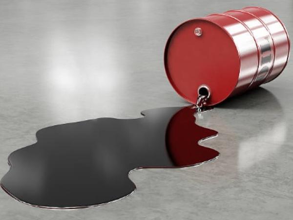 Oil prices fall and WTI is below 90 dollars