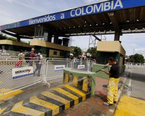 Open borders to trade, what follows between Colombia and Venezuela