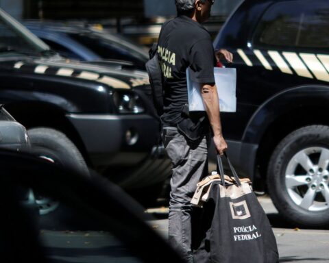 Operation fights INSS fraud scheme in Mato Grosso