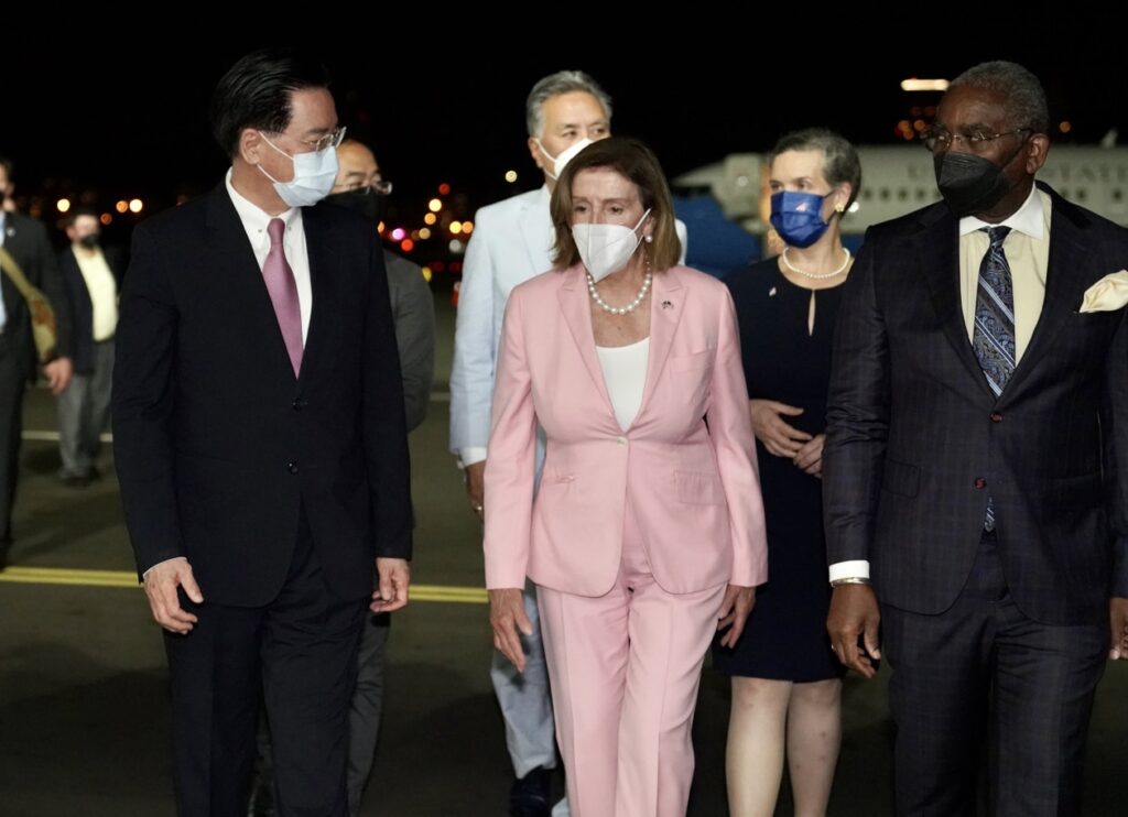 Ortega "sweats Chinese fever" before Nancy Pelosi's visit to Taiwan