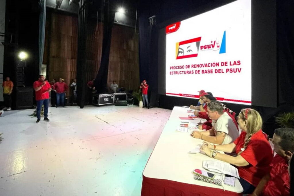 PSUV Falcón chose propellants to renew the bases