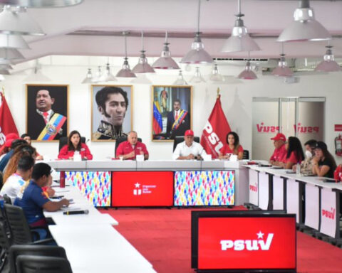 PSUV offered details of the process of electing heads of the UBCh