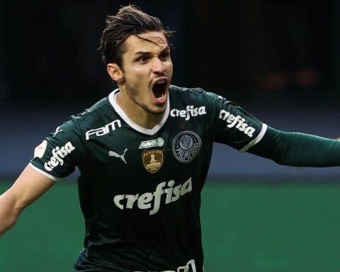 Palmeiras makes 3 to 0 in Goiás and isolates itself in the leadership of the Brasileirão