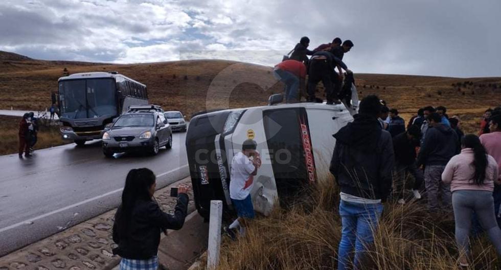Passengers get the scare of their lives when the van they were traveling in overturns