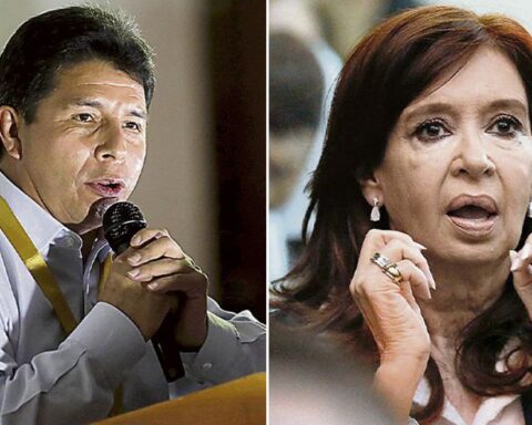 Pedro Castillo expresses his support for Cristina Fernández after requesting 12 years in prison against her