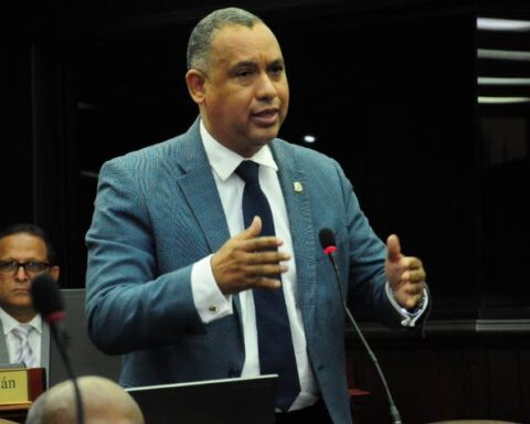 Código Penal establecería hasta 60 años a homicida