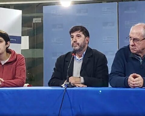 Pereira: An average worker contributes 38 years of work, and a military man retires at 38 years of age