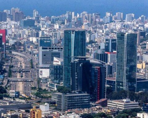 Peru seeks to exceed US$ 16,000 million in foreign direct investment from Mexico