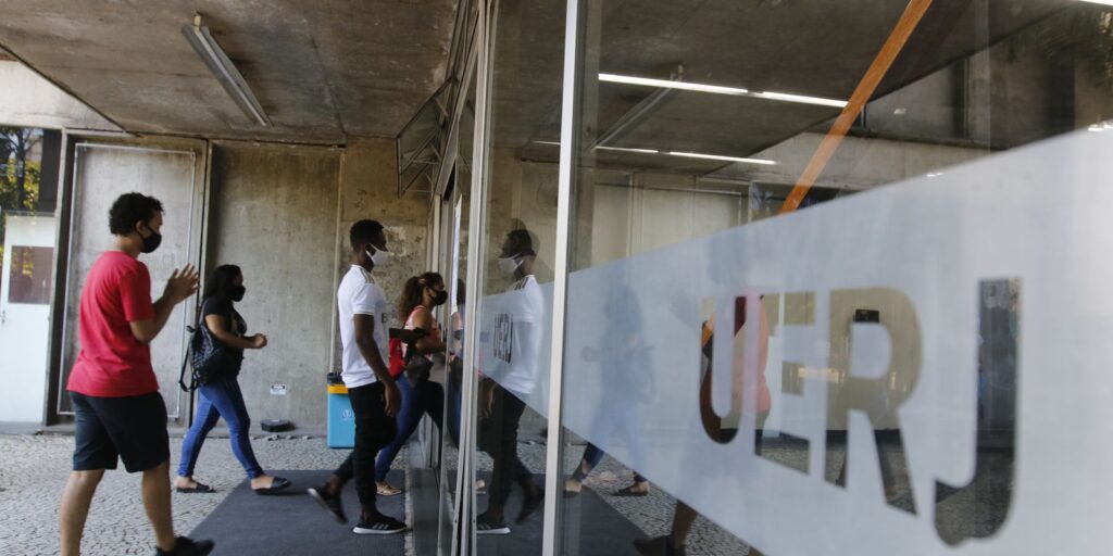 Police investigate racism case at Uerj de São Gonçalo