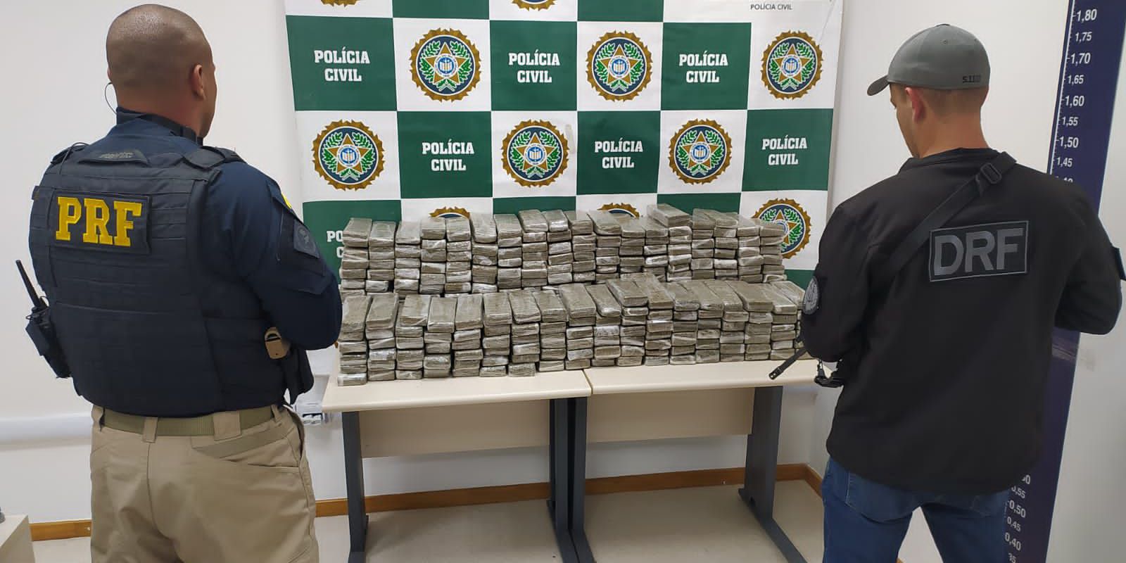 Police seize 250 kilos of marijuana in Angra dos Reis