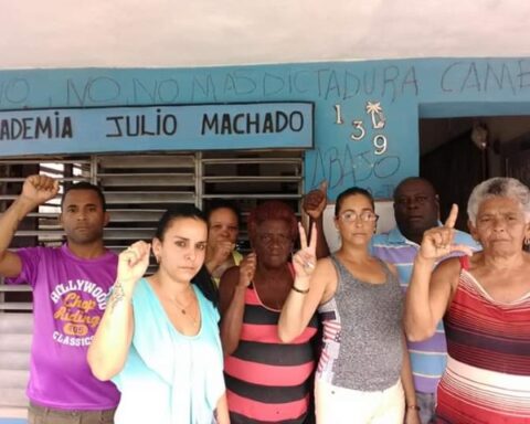 Presos políticos, Carta, CubaCuba, Academia Julio Machado, Placetas, Arianna López Roque, Academia Julio Machado, Placetas, Arianna López Roque