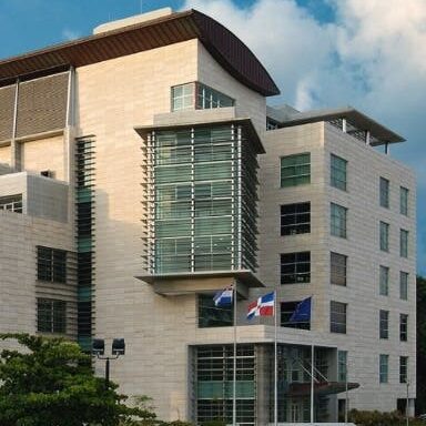 Presidente Luis Abinader designa dos procuradores