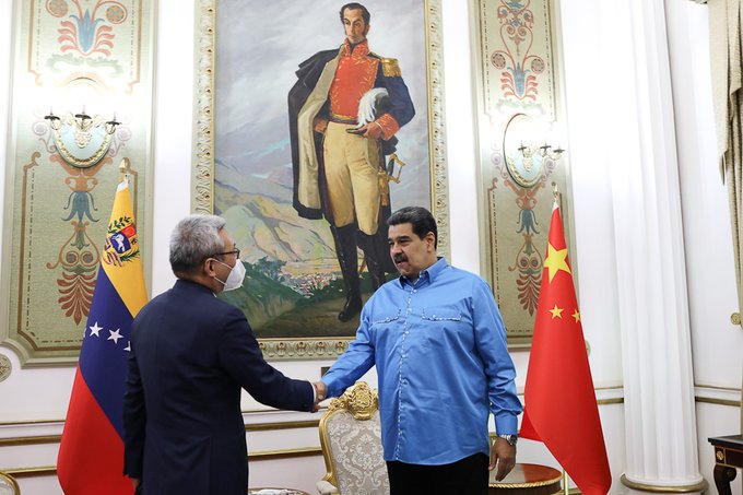 President Maduro met with an official from the Chinese Foreign Ministry