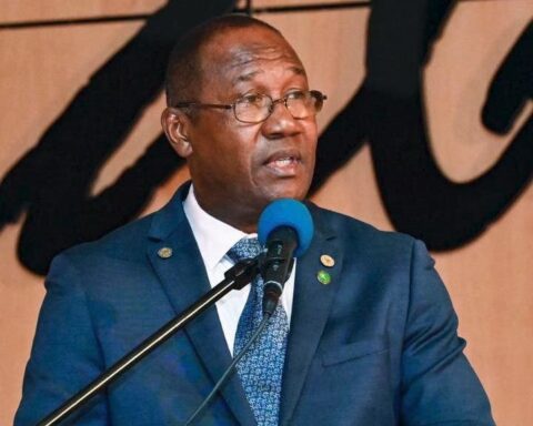 Presidente del CODIA denuncia proyectos turísticos zona Bávaro y Punta Canta se levantan sin licencia