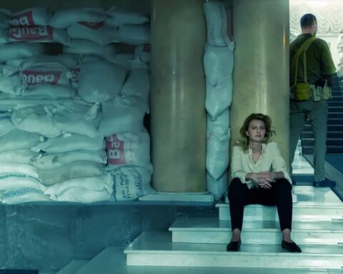 Presidente de Ucrania y su esposa criticados por salir en revista de moda