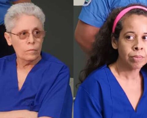 Regime exhibits Dora María Téllez and Suyen Barahona after more than a year in captivity