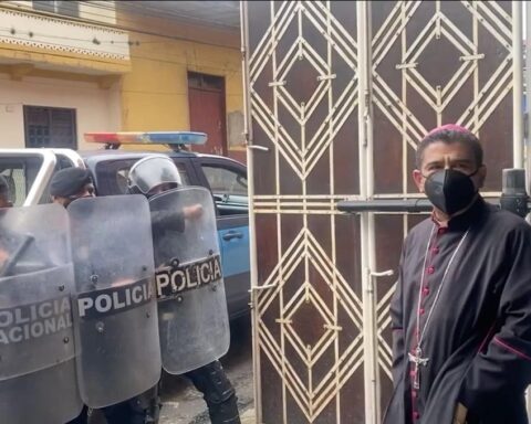 Regime locks up Bishop Álvarez in the Episcopal Curia of Matagalpa