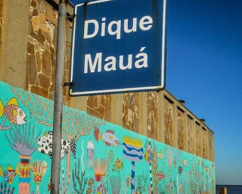 Residents of the Mauá Dam oppose building the passenger port