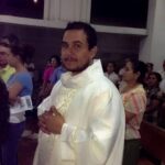 Riot police detain priest Óscar Benavidez, from Mulukukú