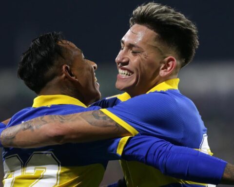 River scores with authority and Boca achieves a victory 'in extremis'