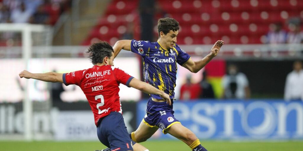 Sabin Merino scores his first goal in Mexico