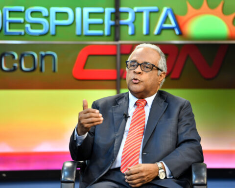 Sánchez Cárdenas: "Gobierno no ha parado su campaña electoral"