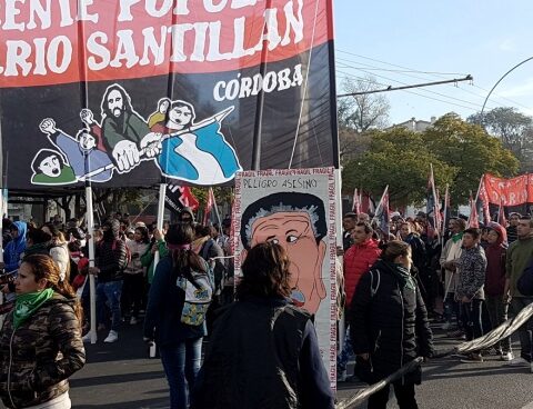 Social movements march again to ask for a universal basic salary