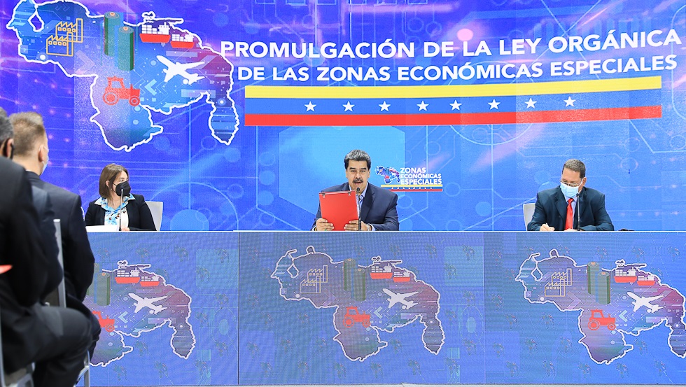 Special Economic Zones: economic opening of Maduro?